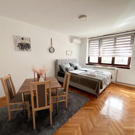 Ferienwohnung Nejra SJJ Exterior foto